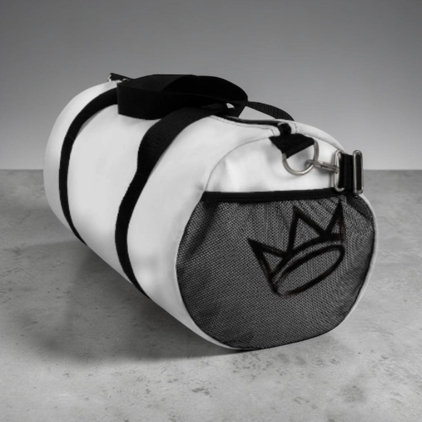 Duffle Bag - WHITE/BLACK ✖